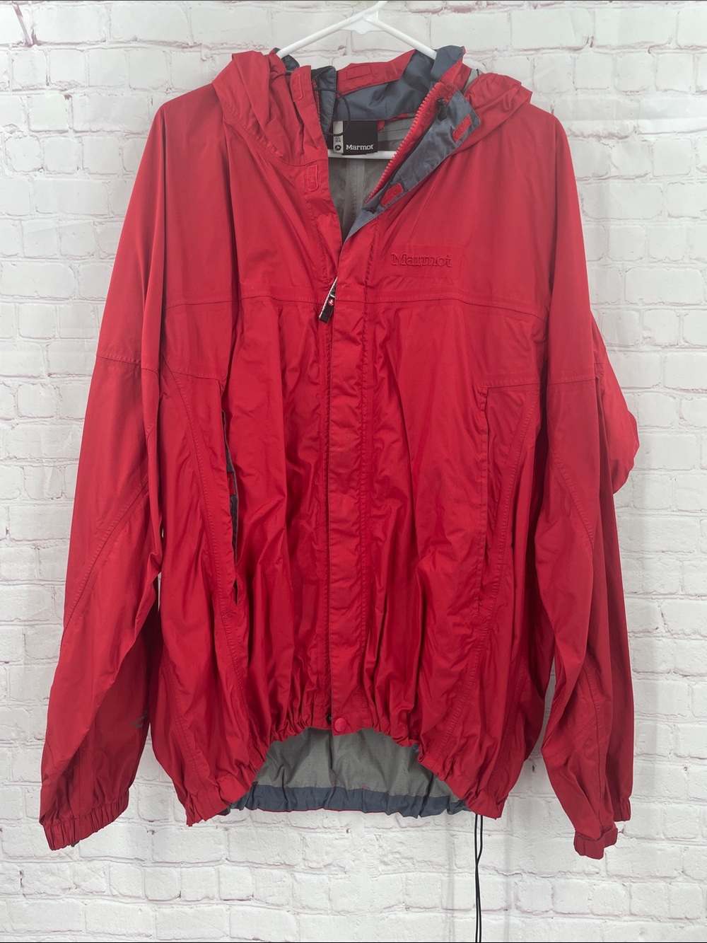 Marmot Red Hooded Rain Jacket Mens XL